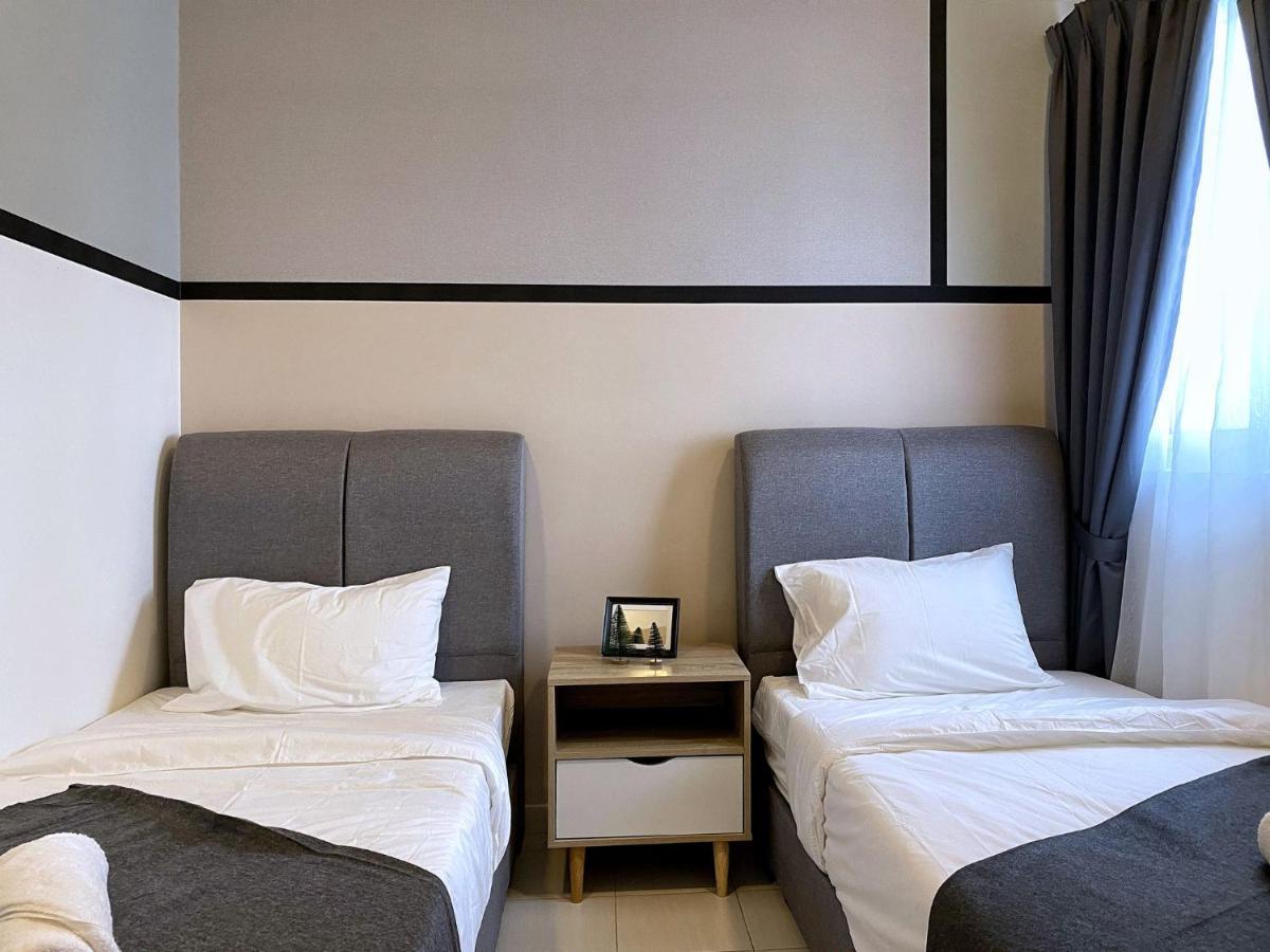 Ezhome Mesahill Nilai Exterior foto