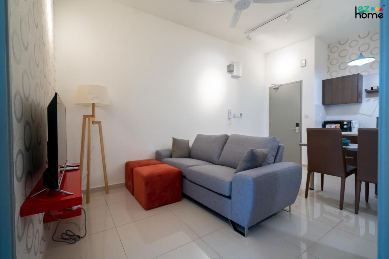 Ezhome Mesahill Nilai Exterior foto