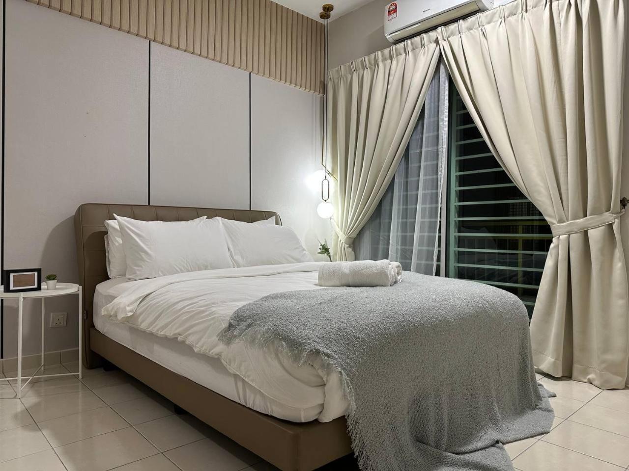 Ezhome Mesahill Nilai Exterior foto